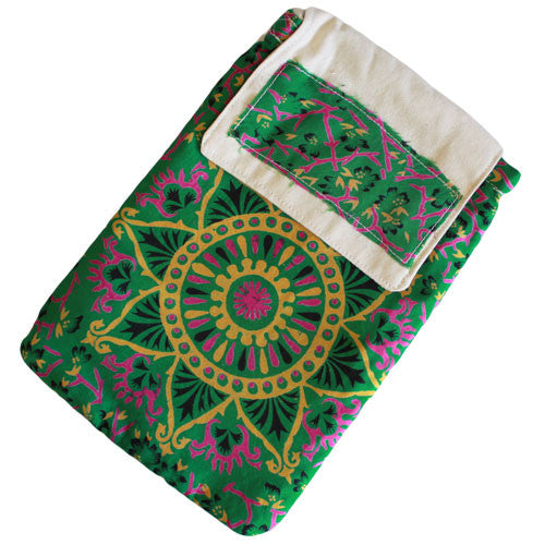 Alpana Silk Pad Shoulder Bag - Green