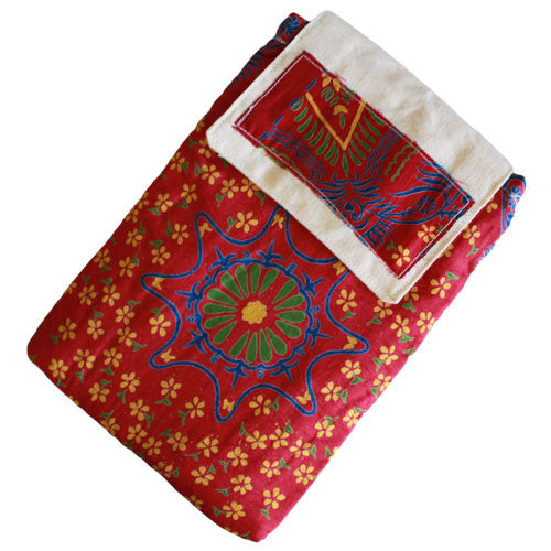 Alpana Silk Pad Shoulder Bag - Red