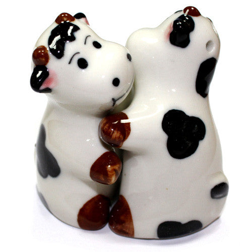 Salt & Pepper - Hugging Cows